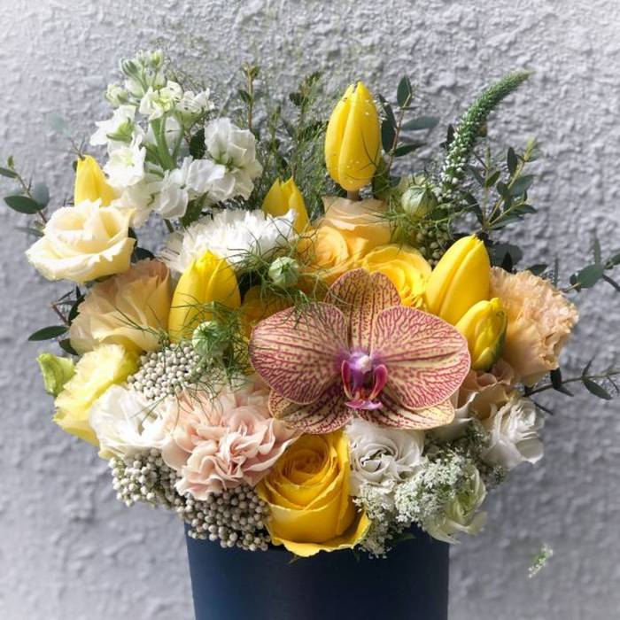 Petite Round Flower Box - Fresh Blooms