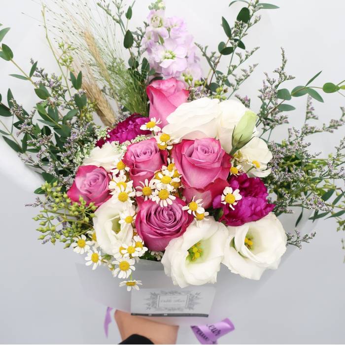 Kenyan Roses Arrangement