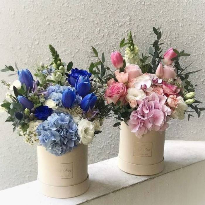 Petite Round Flower Box - Fresh Blooms
