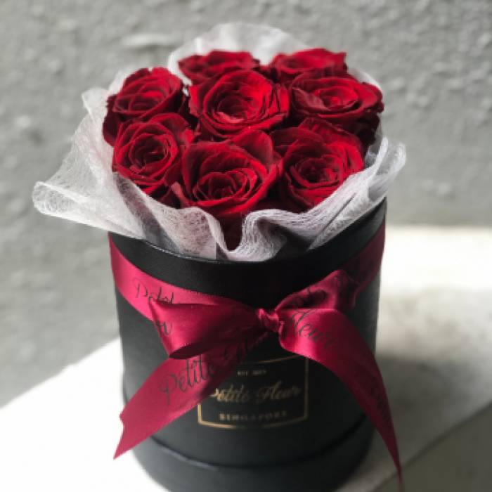 Preserved Roses - Petite Round Box