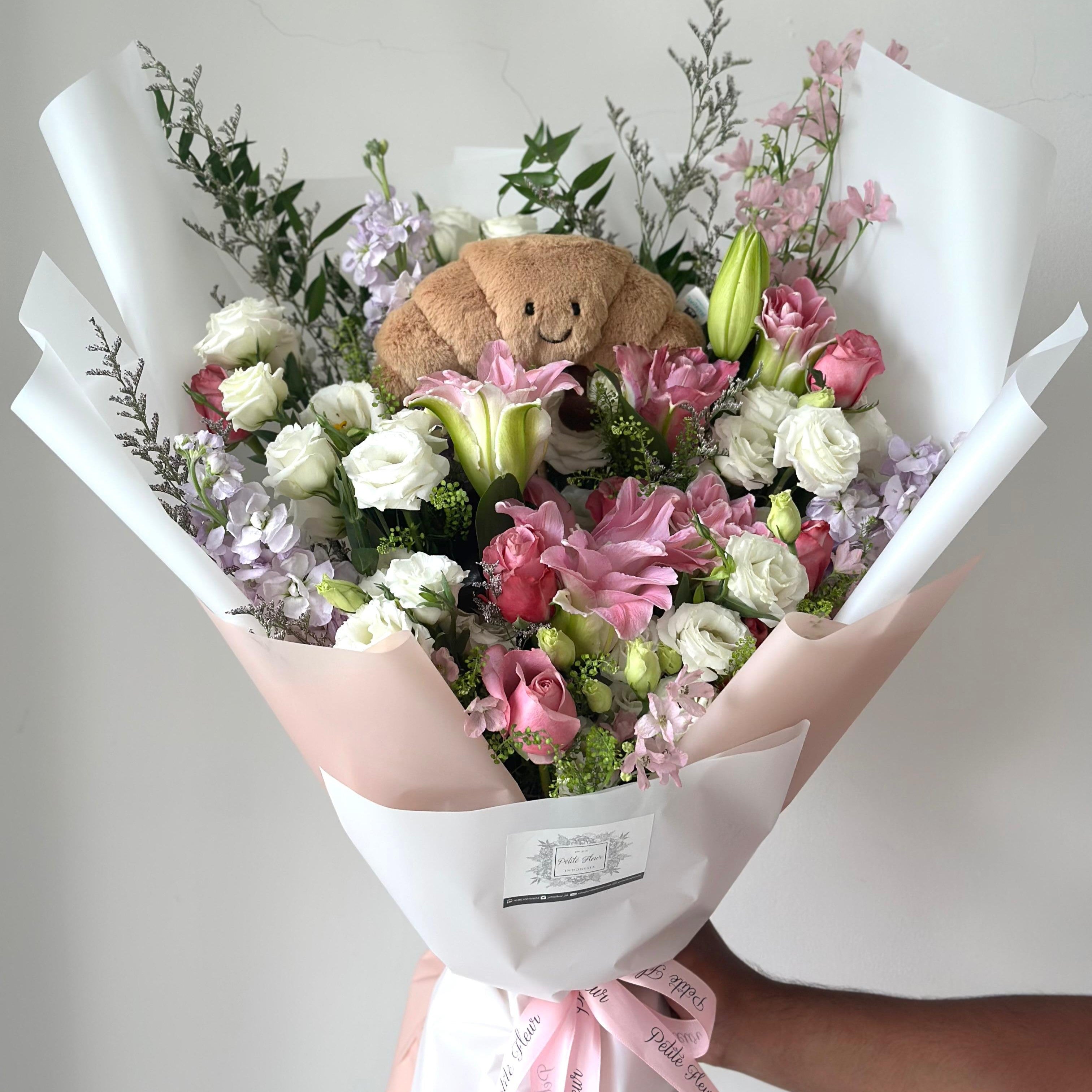Jellycat Croissant and Roses Bouquet
