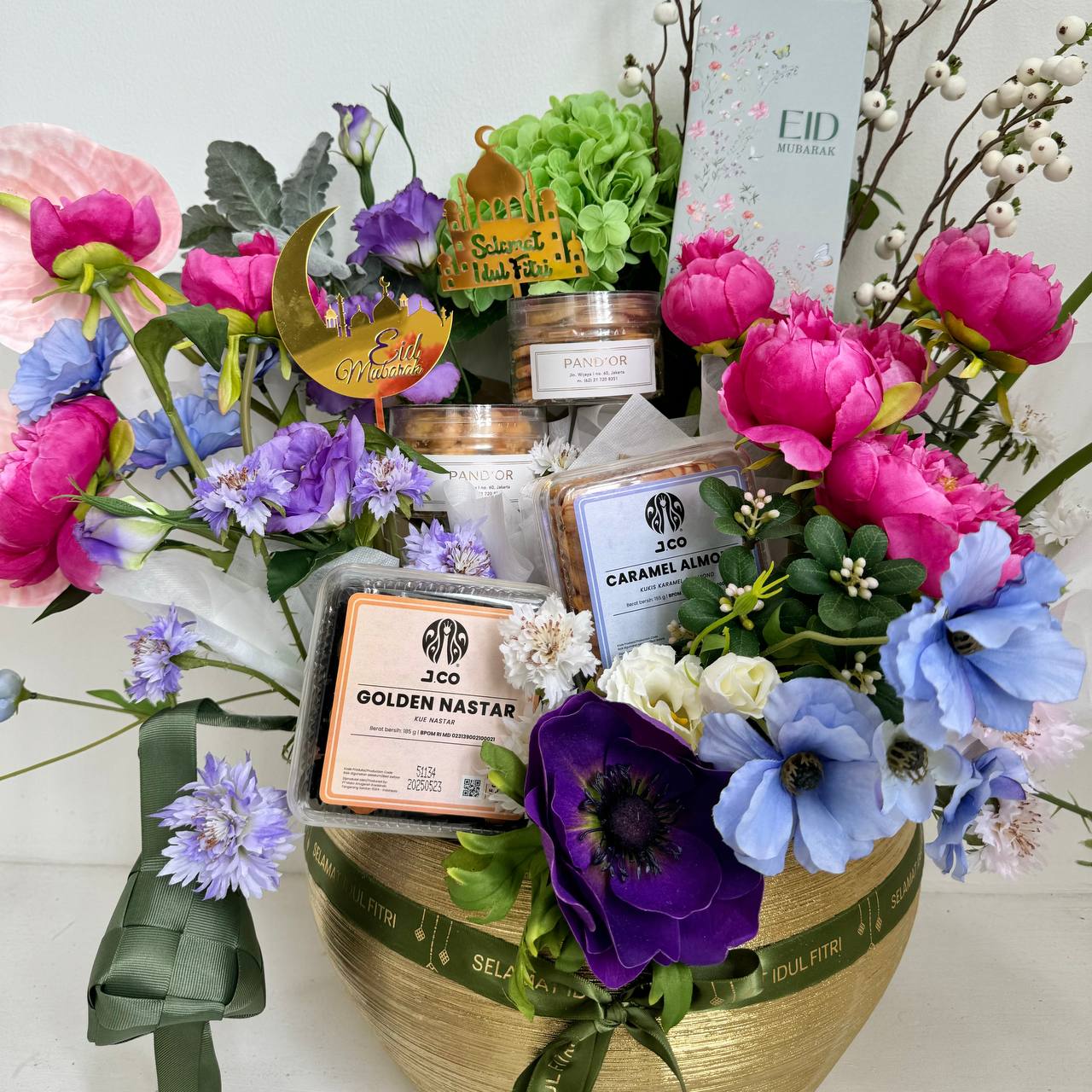 Magnificent Eid Gift Vase