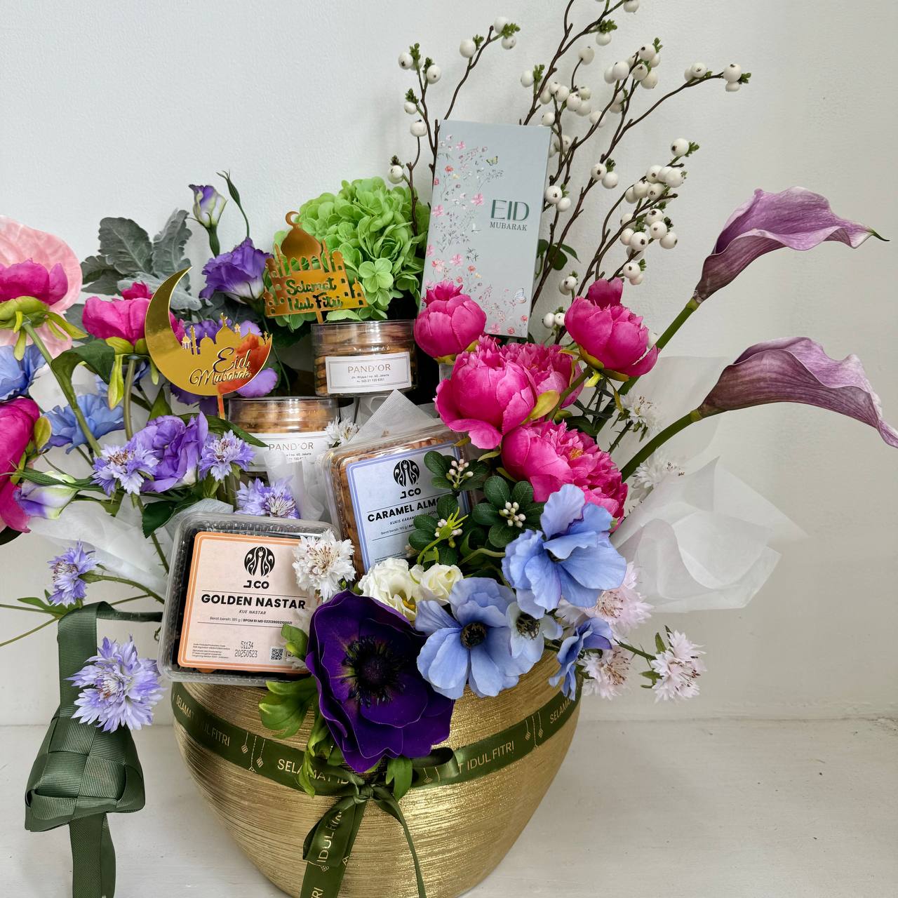 Magnificent Eid Gift Vase