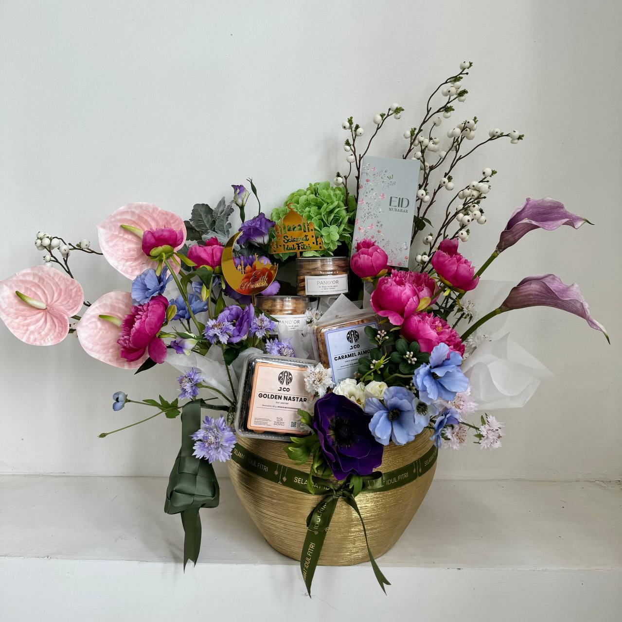 Magnificent Eid Gift Vase