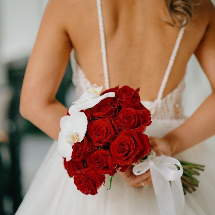 red dress bouquet Stella Bridal Bouquet (Rouge)