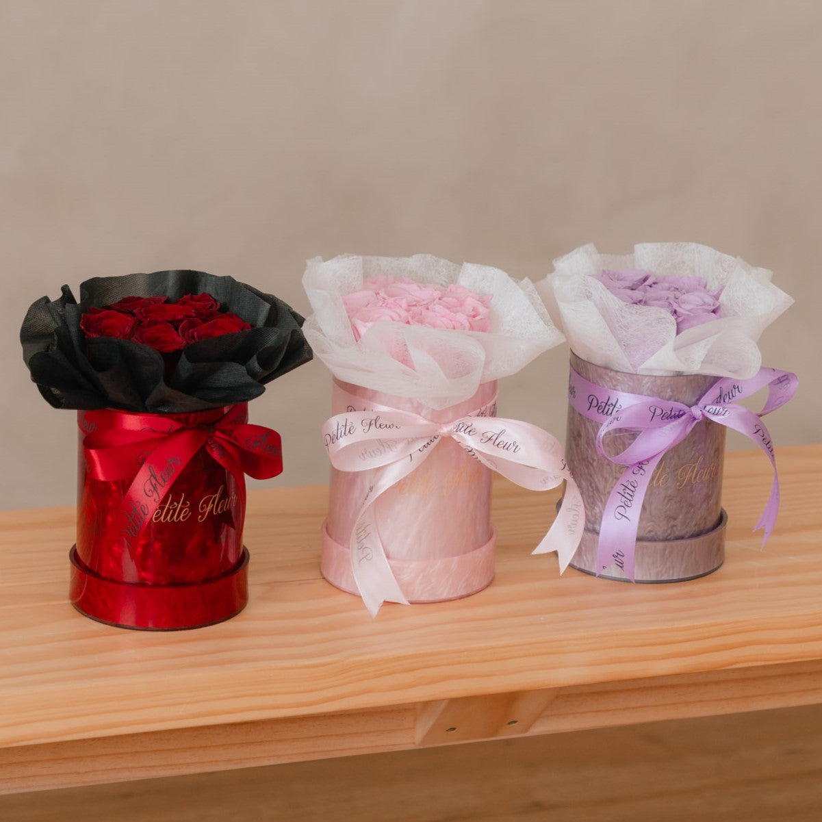 Preserved Roses - Petite Round Box