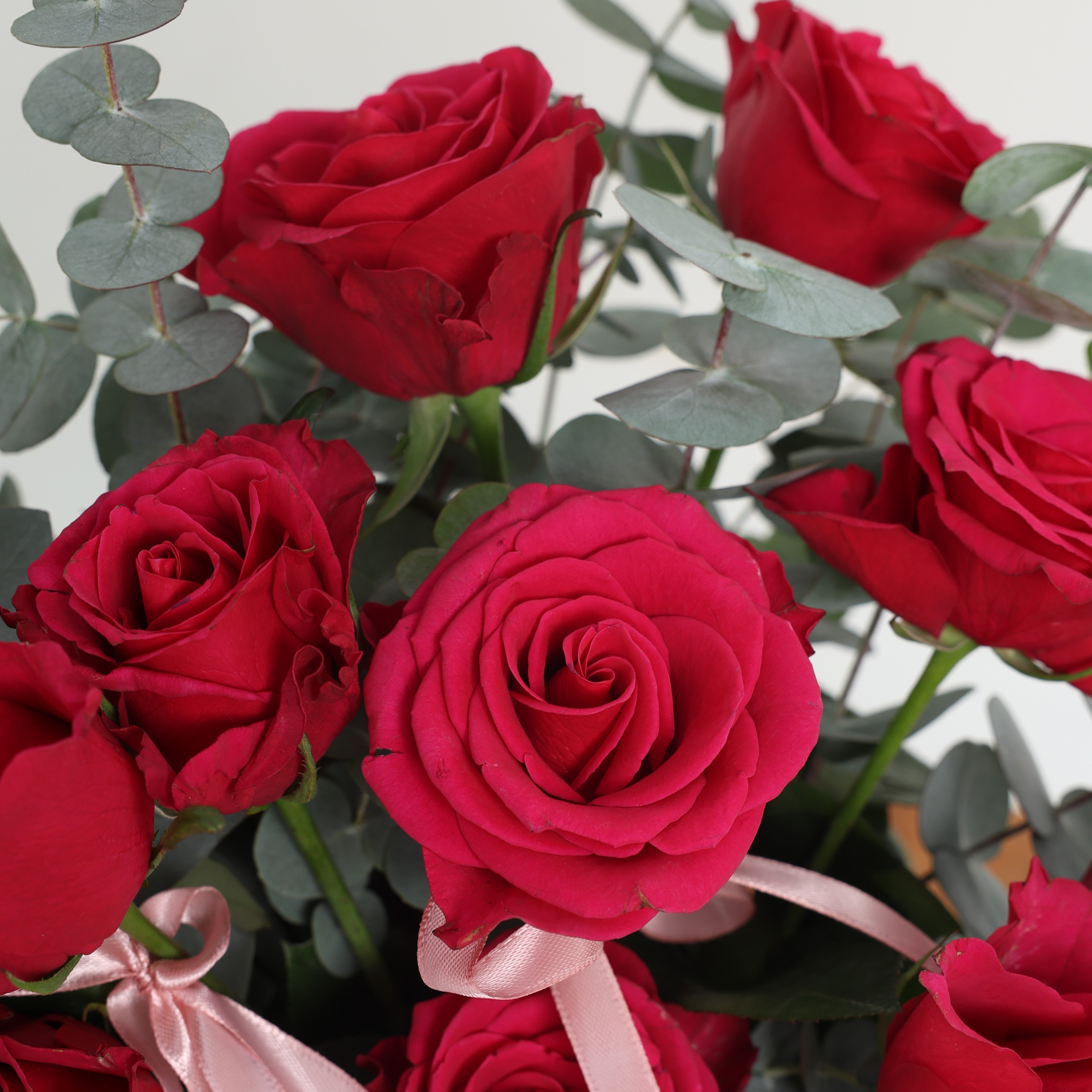 Classic Romance Rose Vase
