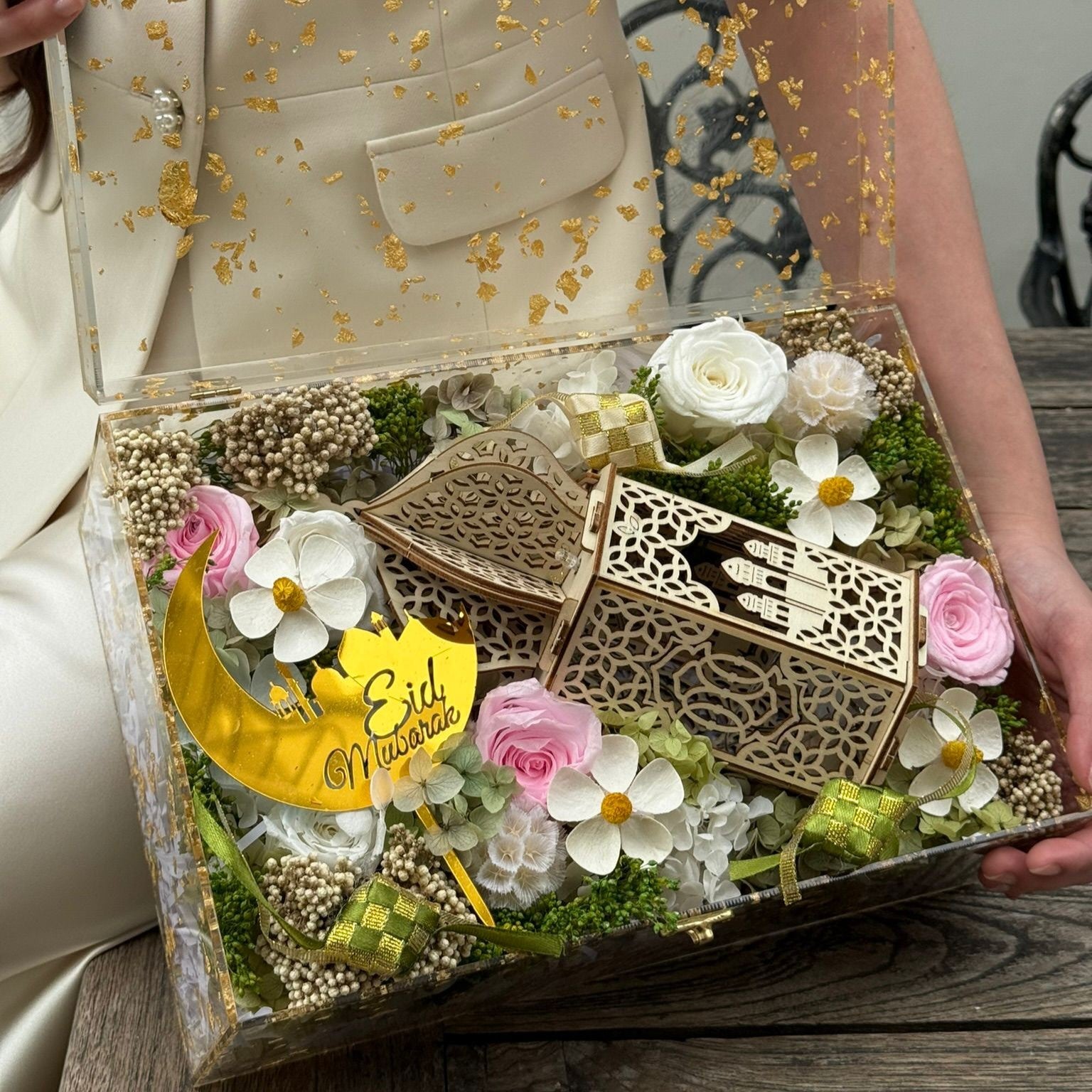 Luminous Eid - Preserved Flowers