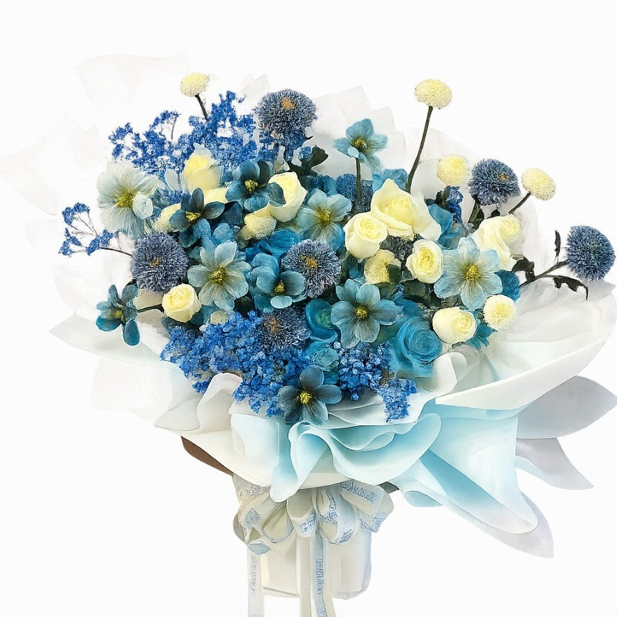 Blue Horizon — Tulips & Gompie Bouquet